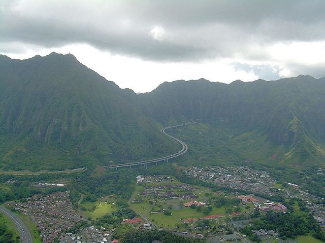 Ko'olau Mountains of O'ahu (photo credit: wikimedia commons) 